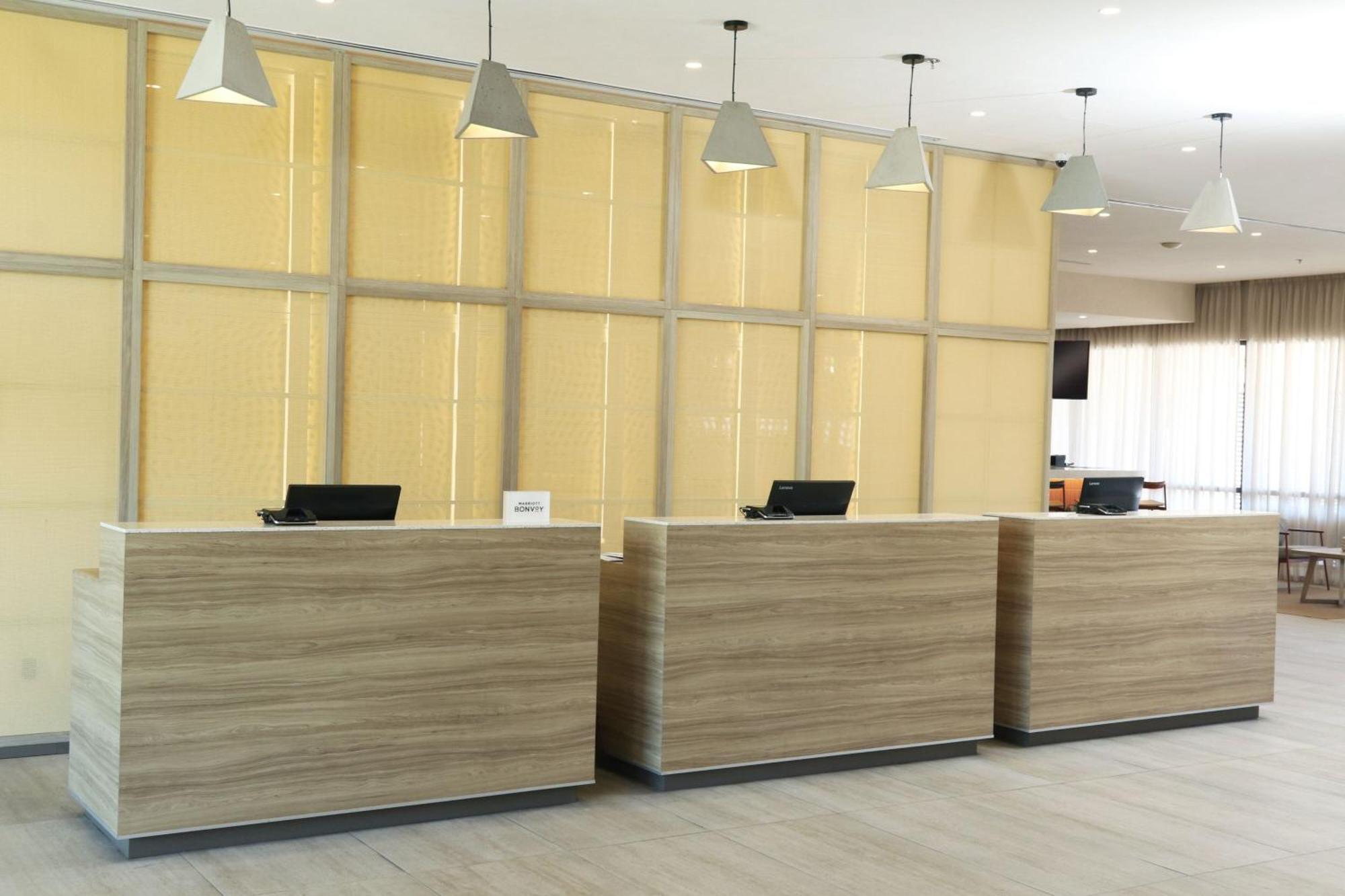 Express By Marriott Hotel 4*